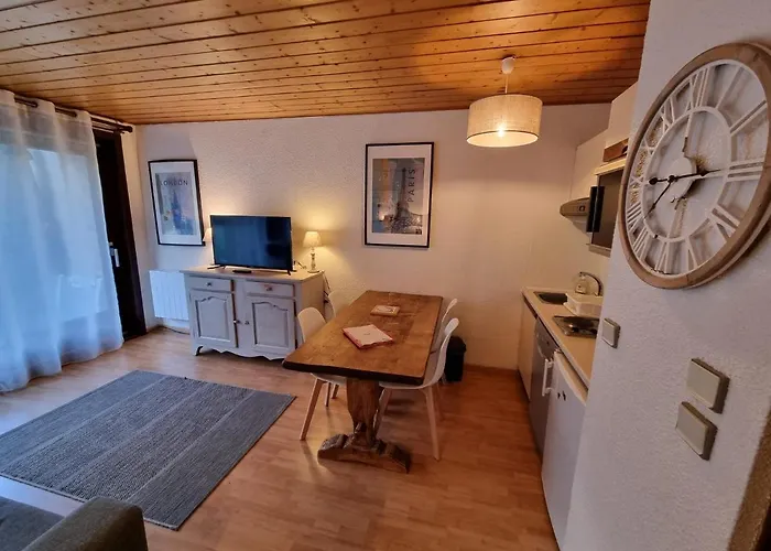 Montblanc 1 A 4 Personnes Apartment *