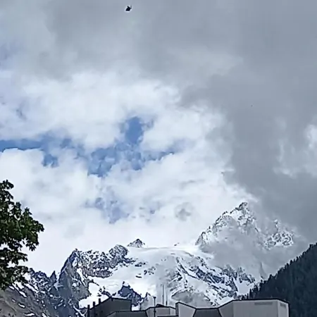 Apartment Montblanc 1 A 4 Personnes Chamonix